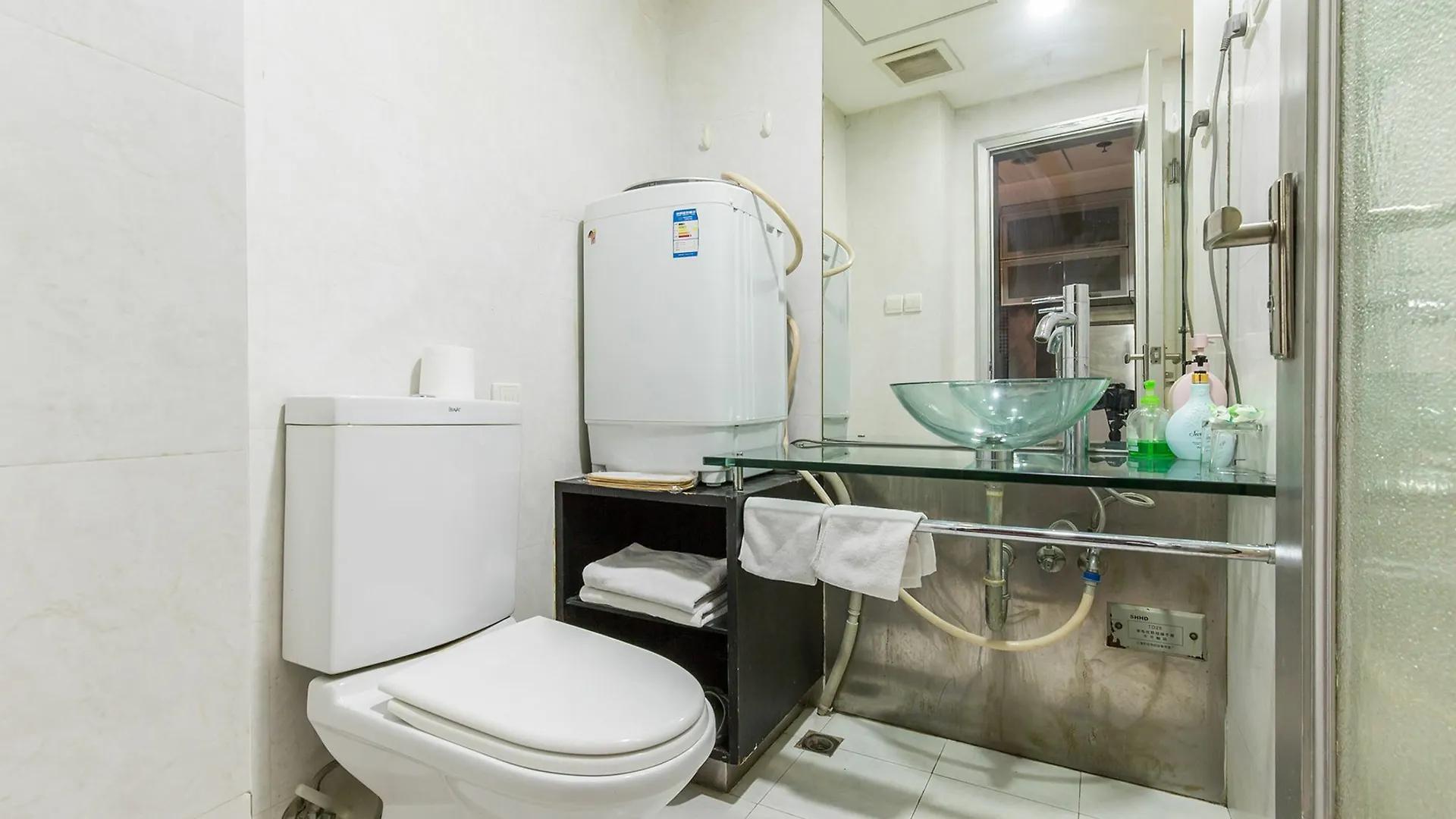 Shanghai Friendship Apartment 0*,